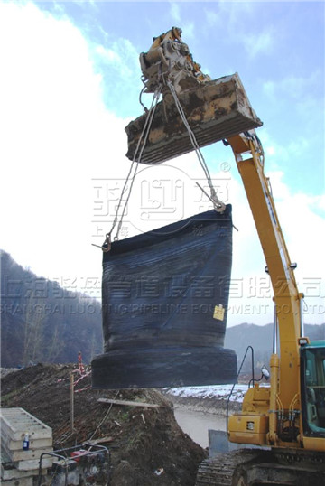 <a href=http://www.juanhong.cn/ target=_blank class=infotextkey>橡膠鴨嘴閥</a>硫化時間主要決定于溫度